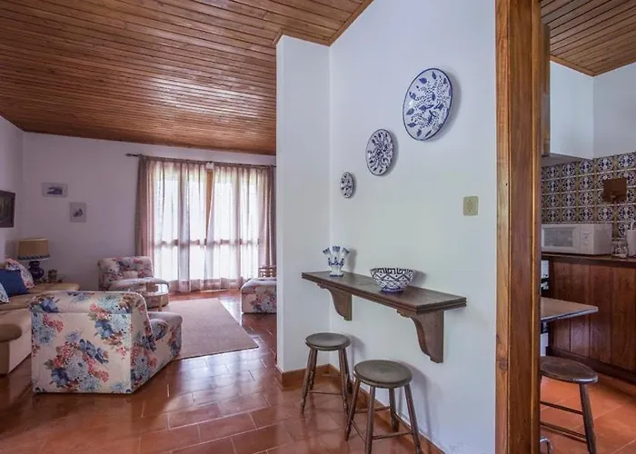 Casa Pedras Do Galego - *